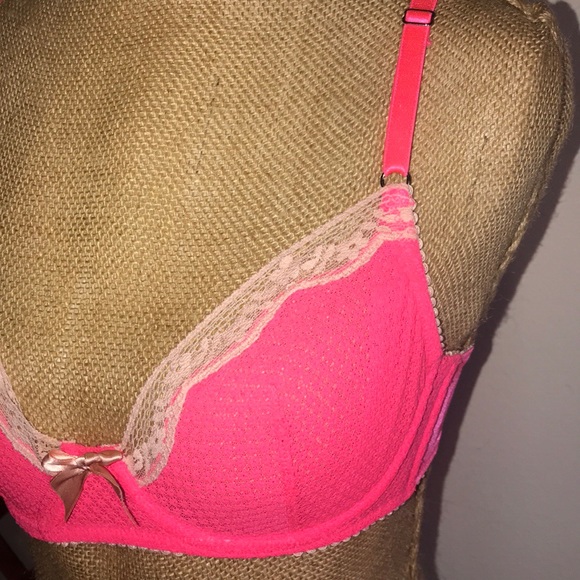 VS bra - Picture 3 of 5